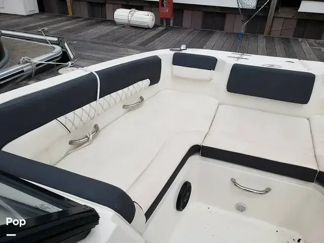 Bayliner Dx 2200