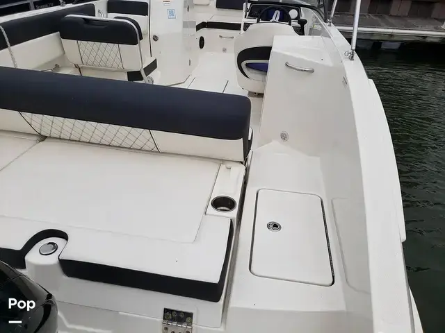 Bayliner Dx 2200