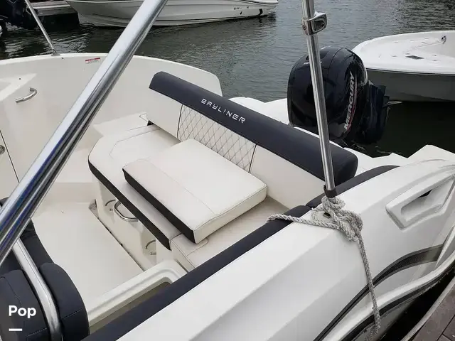 Bayliner Dx 2200