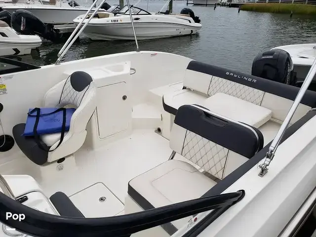 Bayliner Dx 2200