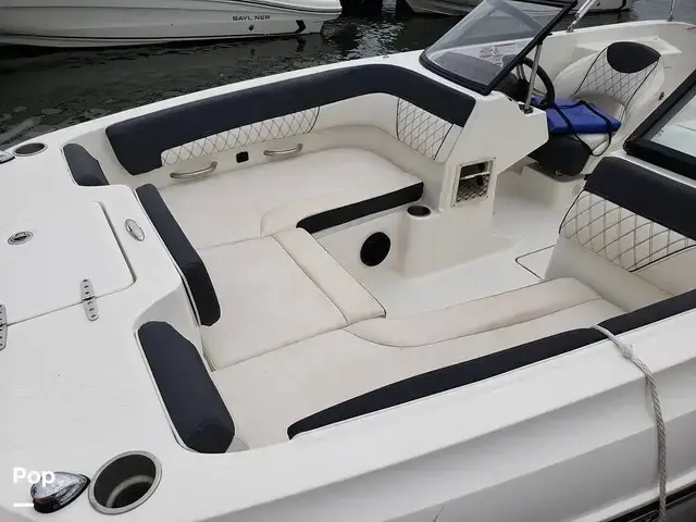 Bayliner Dx 2200