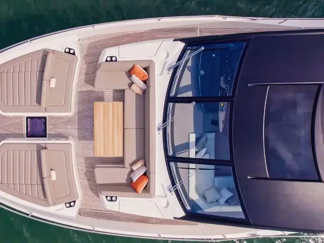 Sunseeker 76 Yacht