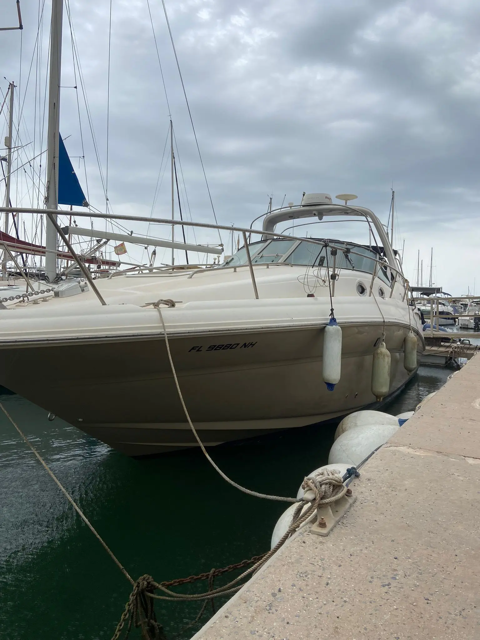 2004 Sea Ray 320 sundancer