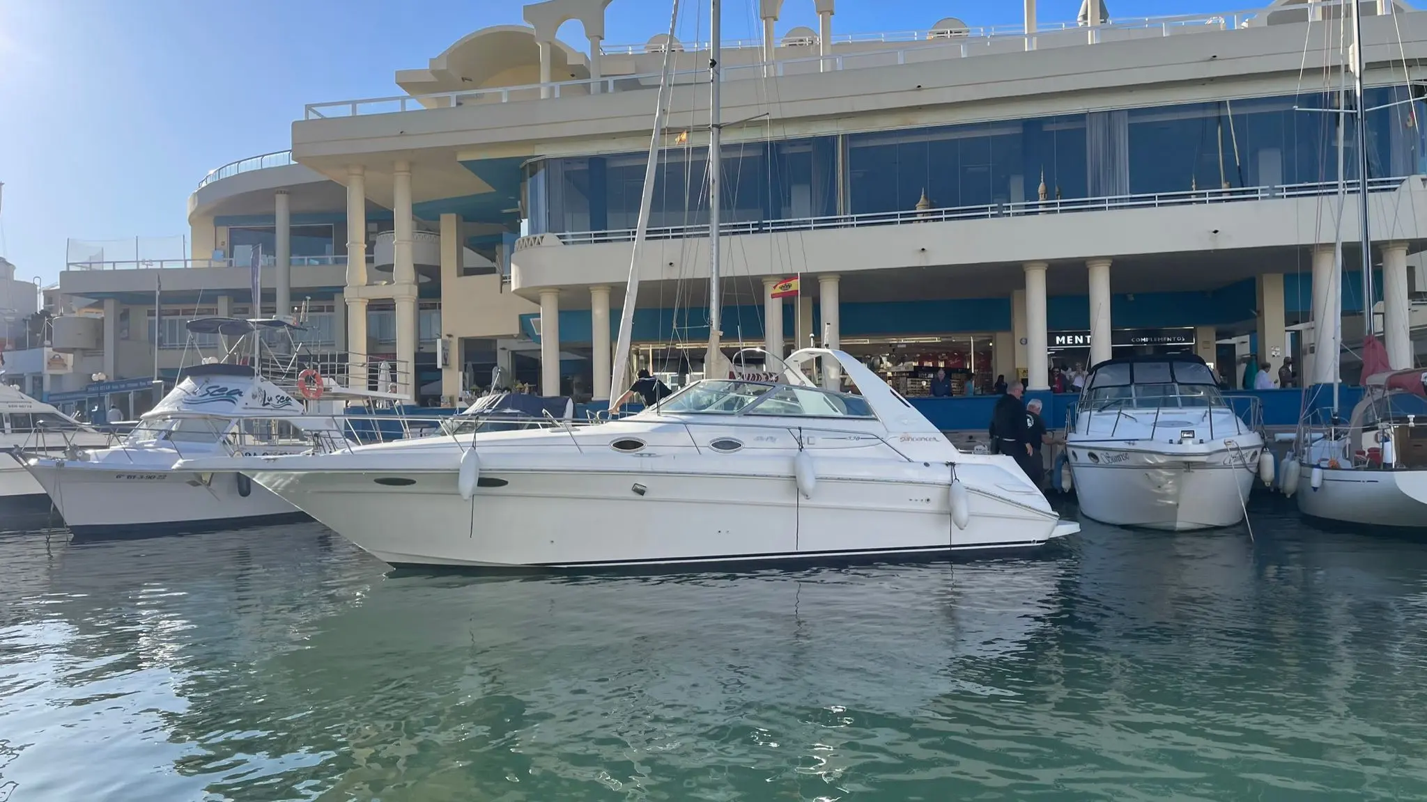 1999 Sea Ray 330 sundancer