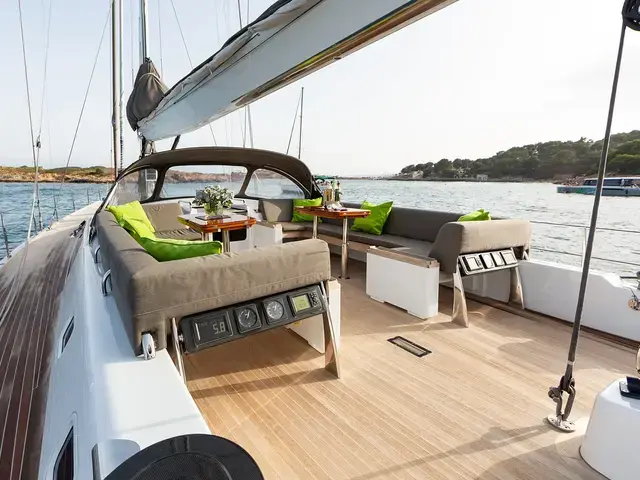 Nautor Swan 82