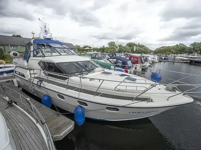 Broom Boats 37