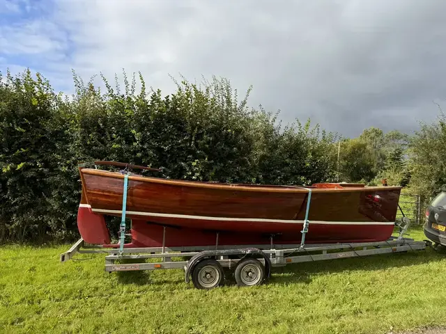 Classic 22' Varnished Motor Launch