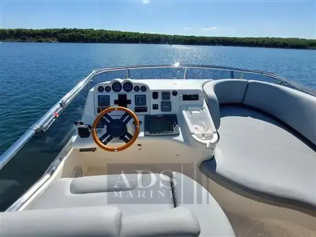 Azimut 50 fly