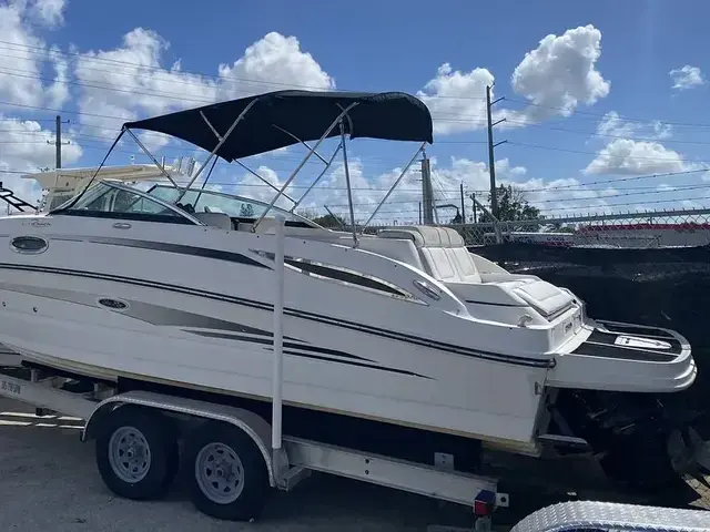 Sea Ray 260 Sundeck