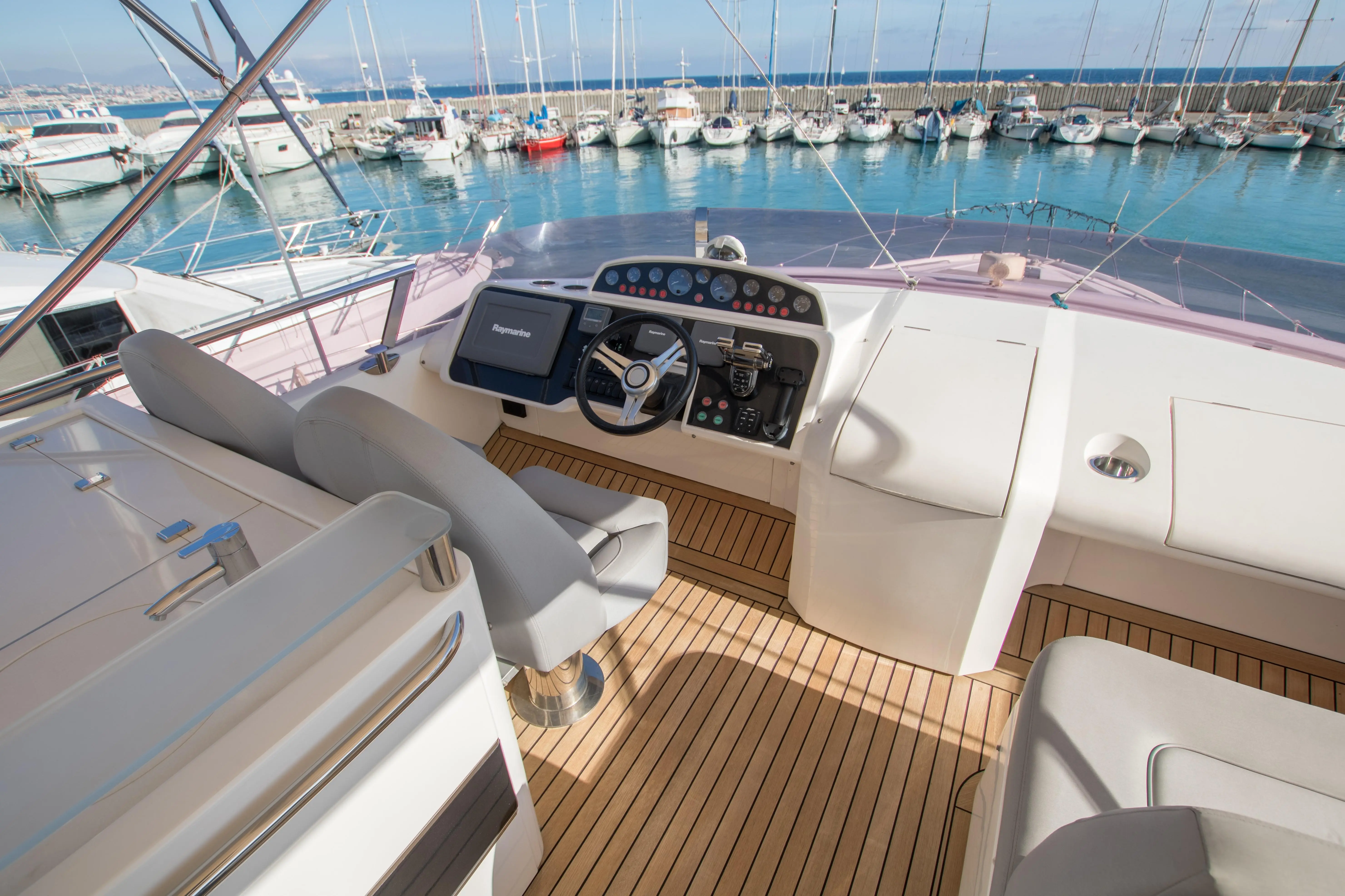 2011 Princess 64