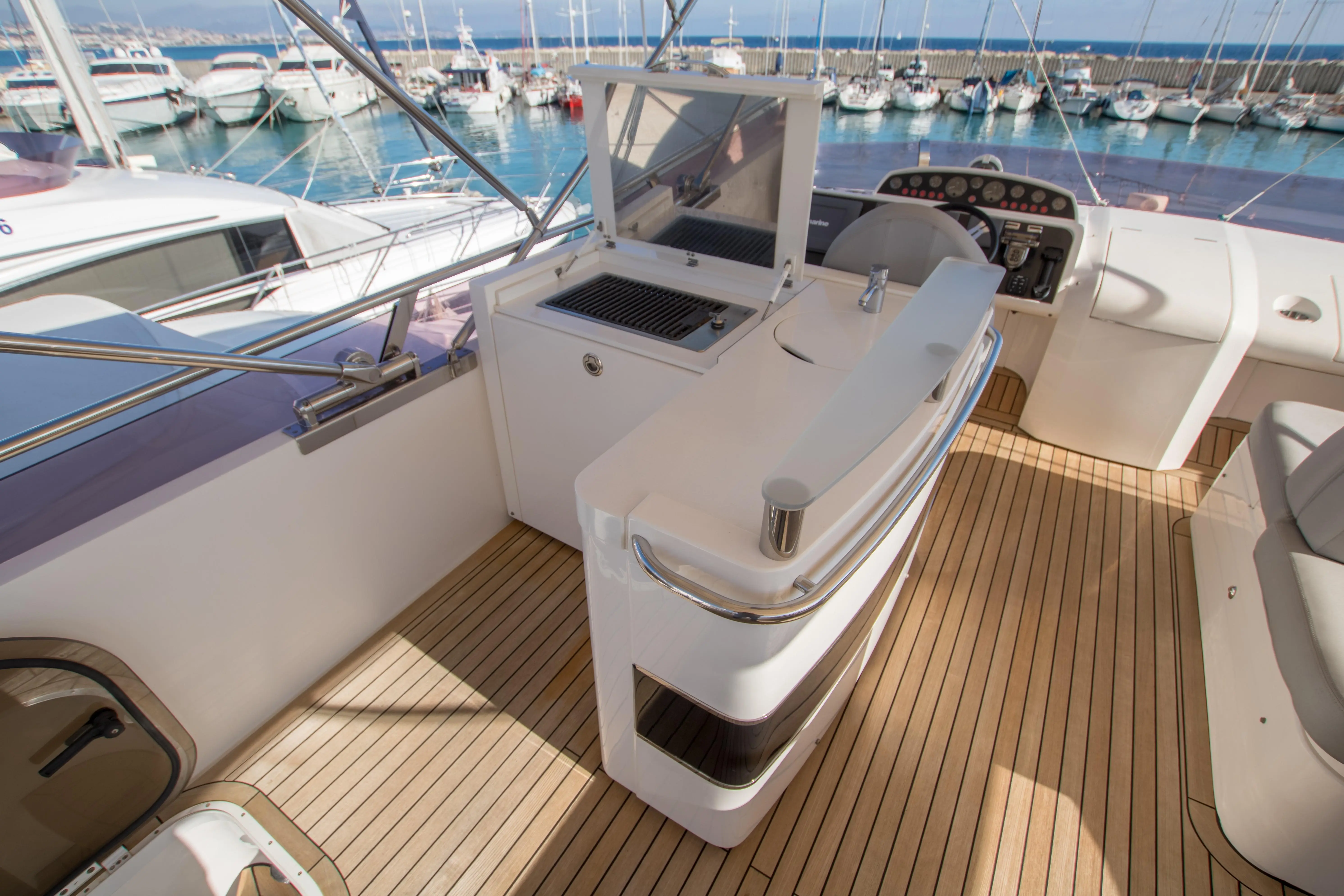 2011 Princess 64