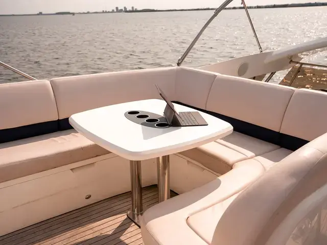 Prestige 58 flybridge