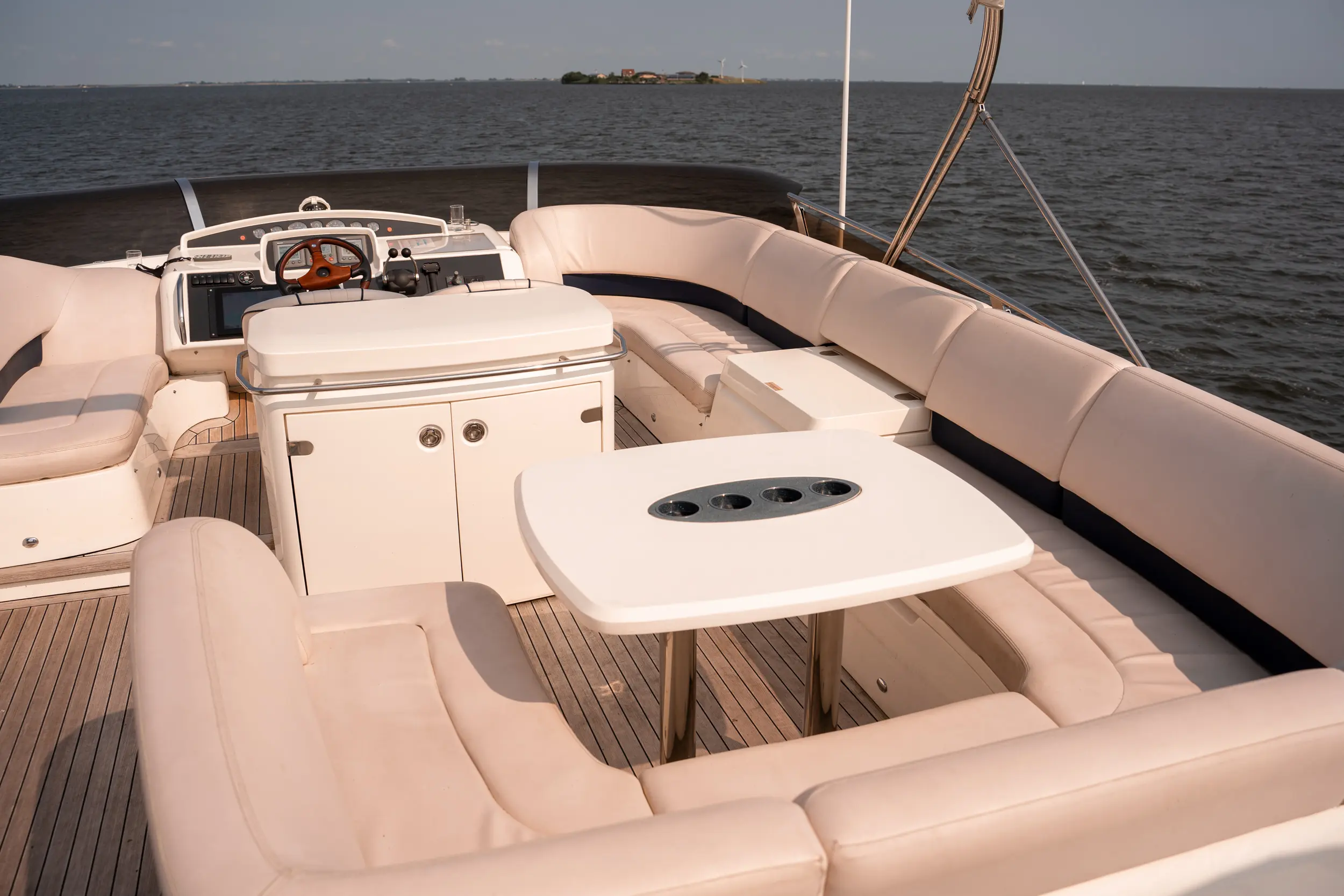 2007 Princess 58