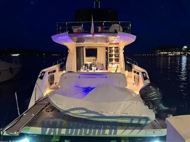 Ferretti Yachts Ferretti 670