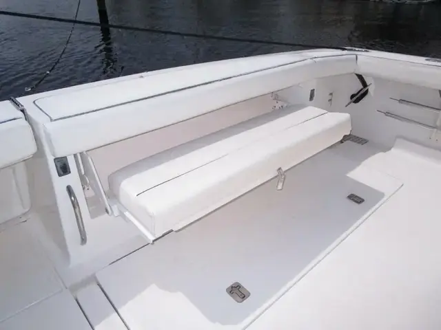 Tiara 4200 open