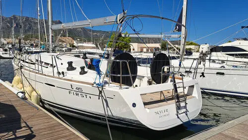 2008 Beneteau first 45