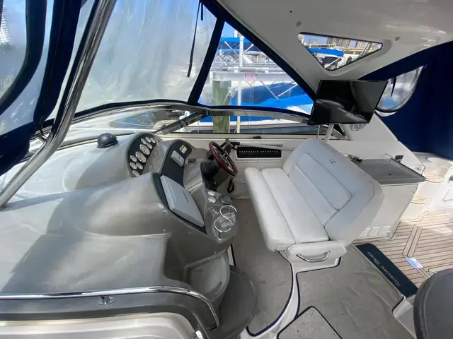 Regal 3760 Sportyacht