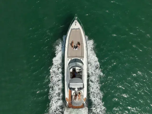 Sunseeker Predator 58