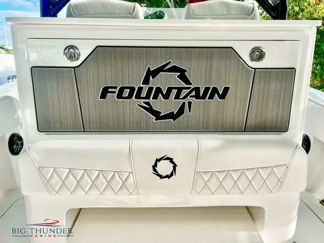 Fountain Powerboats 38