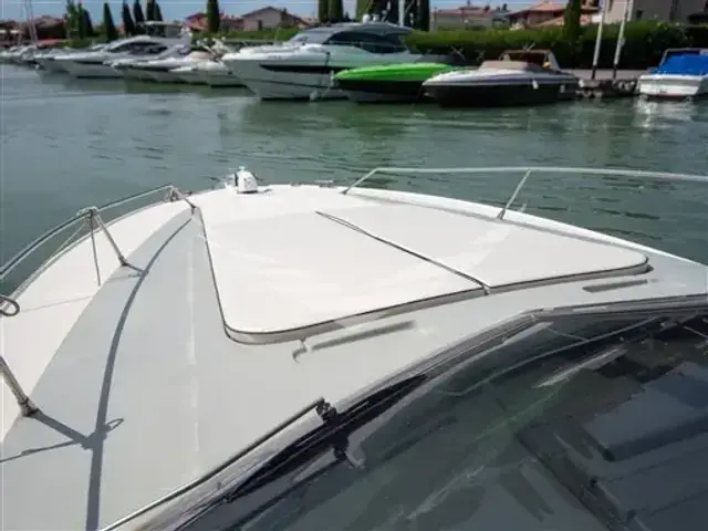 Riva Bravo 38