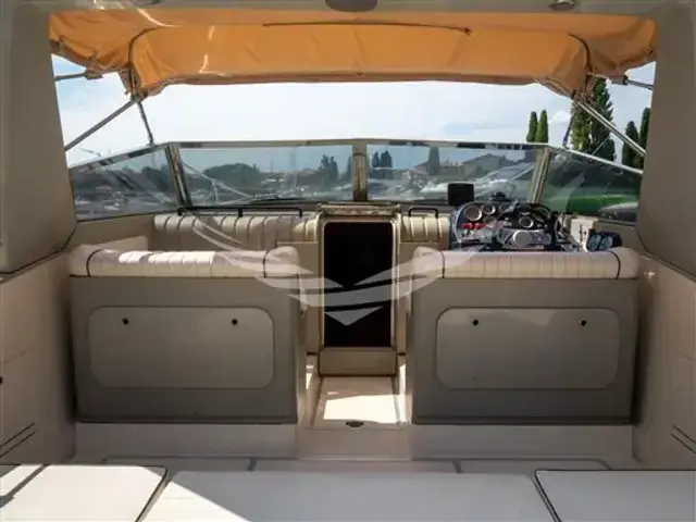 Riva Bravo 38