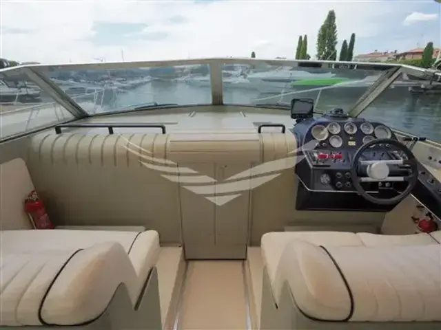 Riva Bravo 38