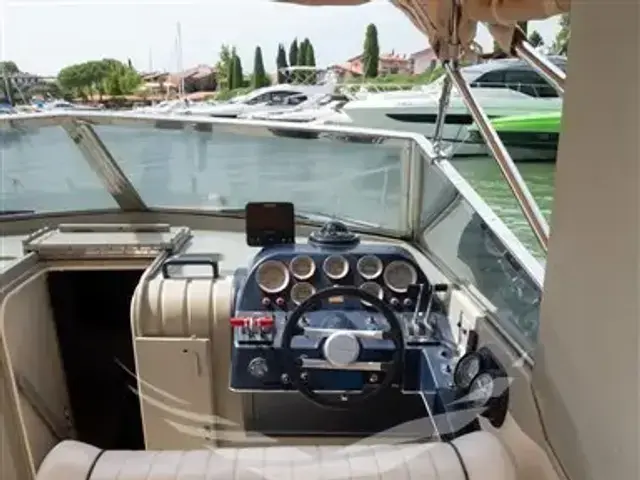 Riva Bravo 38