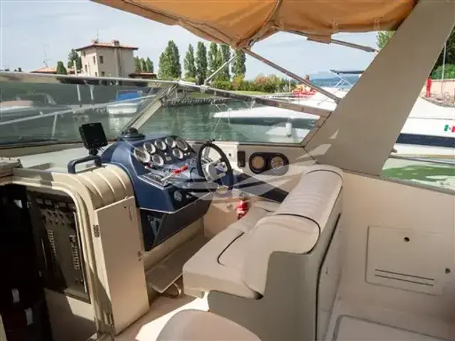 Riva Bravo 38