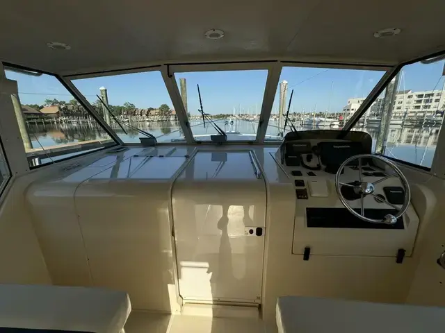 Mainship Boats 34 Pilot Hardtop