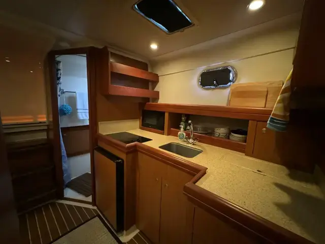 Mainship Boats 34 Pilot Hardtop