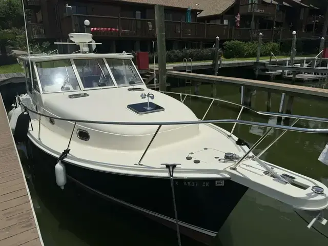 Mainship Boats 34 Pilot Hardtop