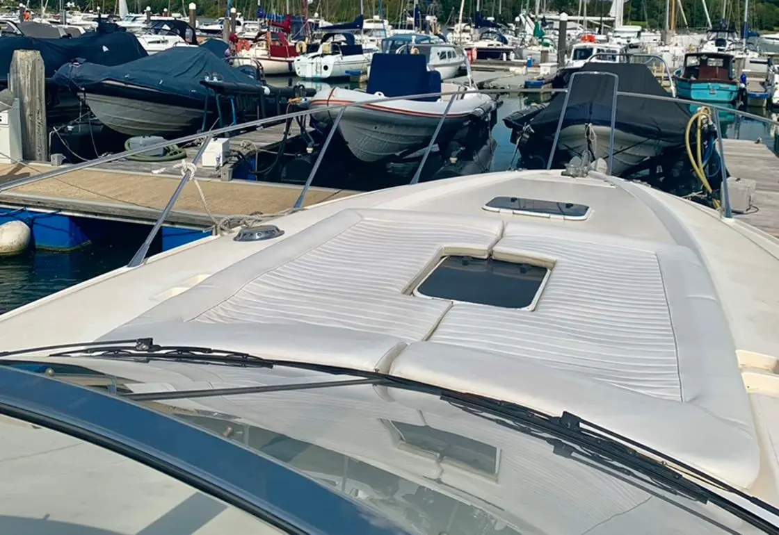 1995 Sunseeker mustique 42