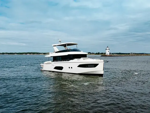 Absolute Navetta 52