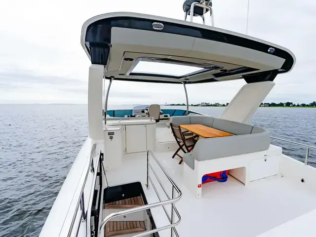 Absolute Navetta 52