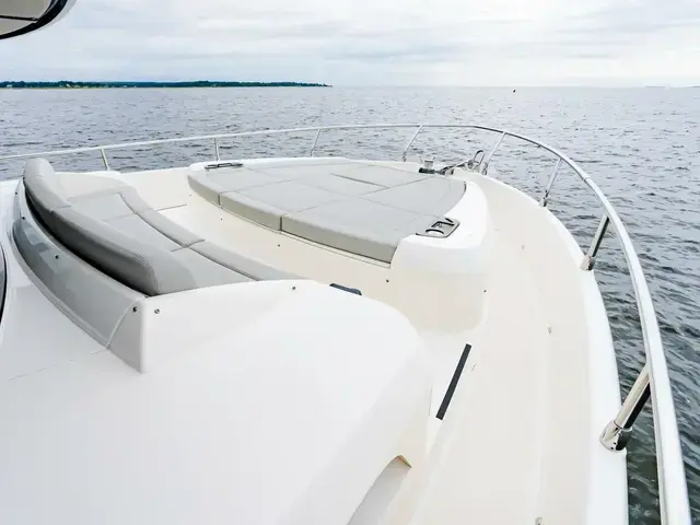 Absolute Navetta 52