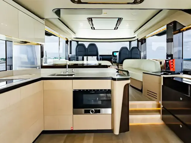 Absolute Navetta 52