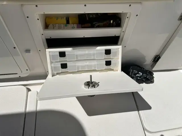 Century 3200 Center Console