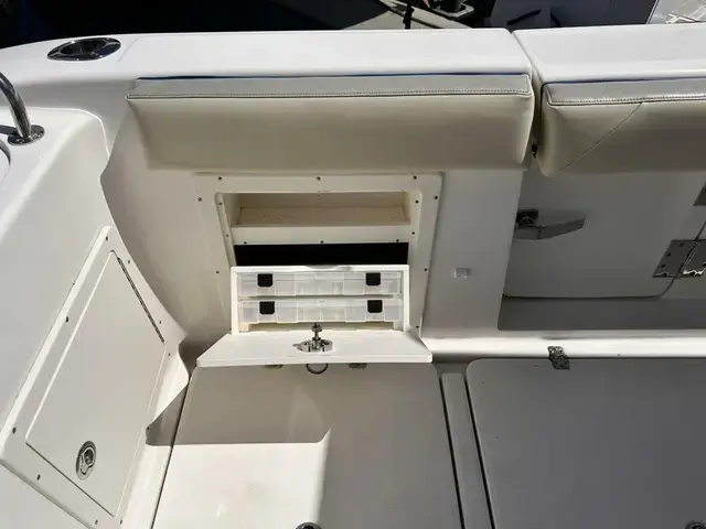 Century 3200 Center Console