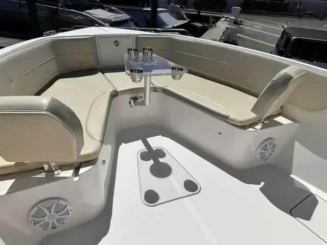 Century 3200 Center Console