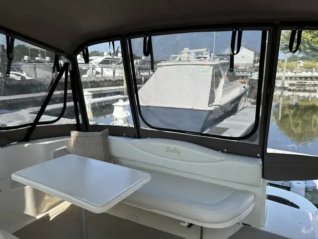 Sea Ray Sundancer 360