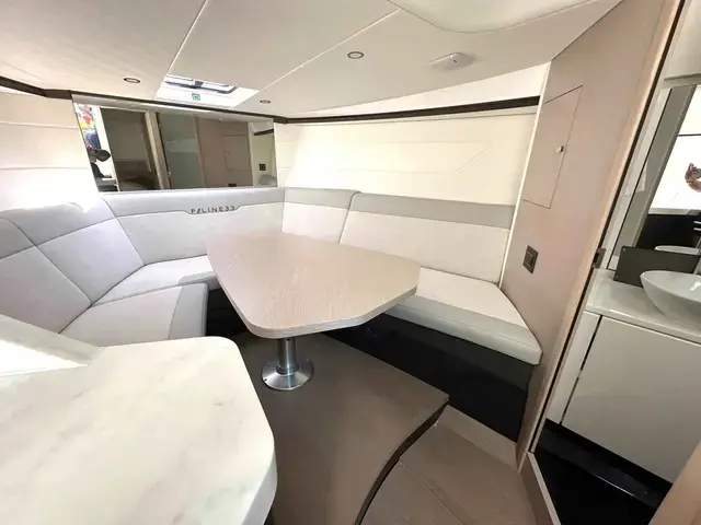 Fairline F Line 33