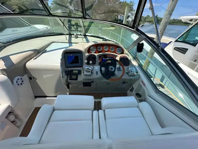 Sea Ray Sundancer 320