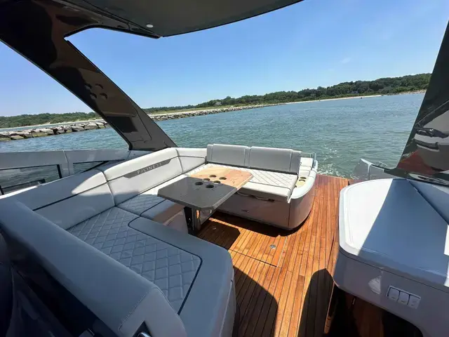 Fairline F Line 33