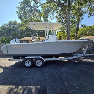 2021 Sea Pro Boats 239 CC