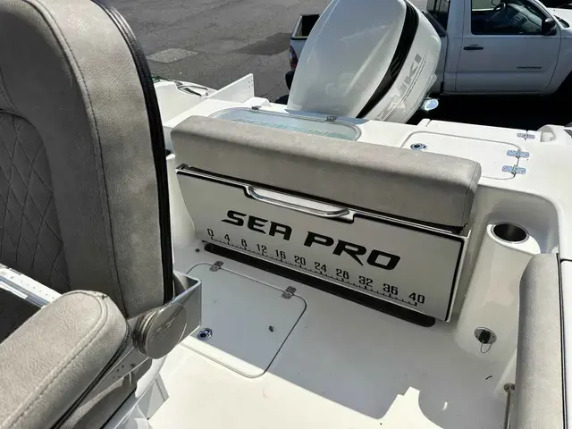 Sea Pro Boats 239 CC