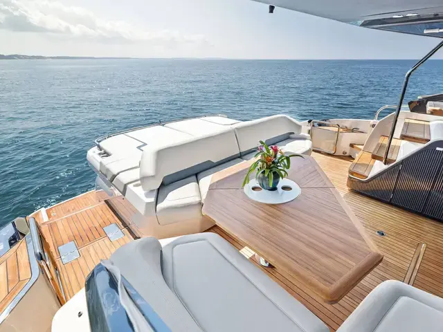 Fairline Phantom 65