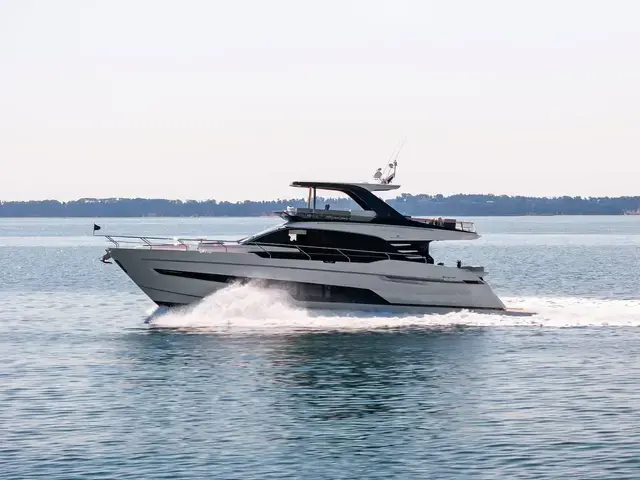 Fairline Squadron 68