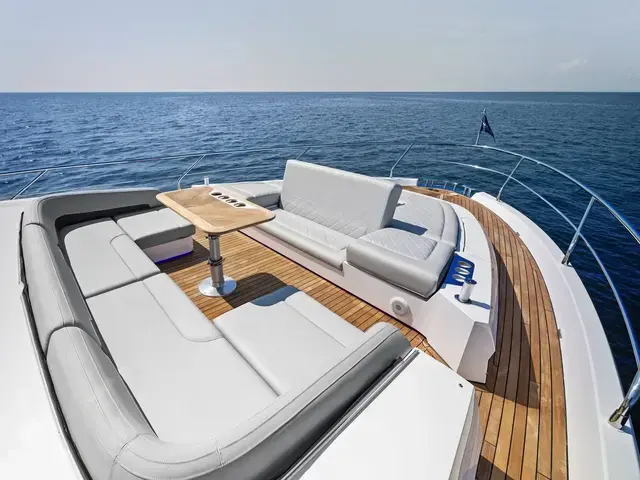 Fairline Squadron 68