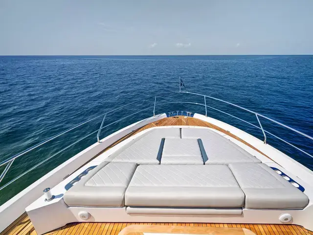 Fairline Squadron 68