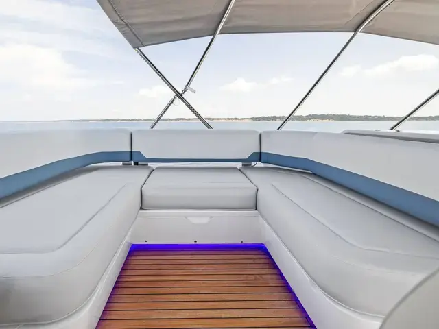 Fairline Phantom 65